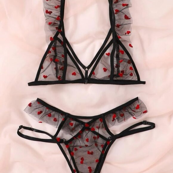 Heart Pattern Mesh Lingerie Set - Picture 2 of 5